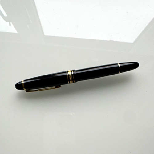 Grand montblanc black resin - le,