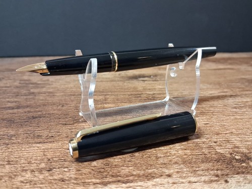 Montblanc fountain pen nib - pen,