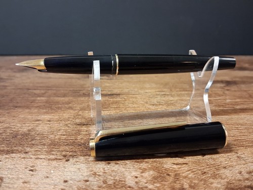 Montblanc fountain pen nib - pen,