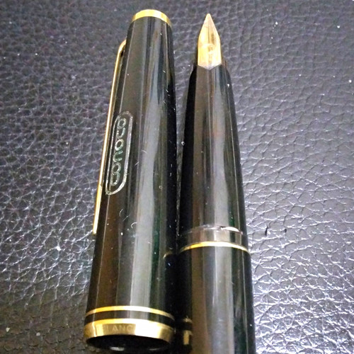 Montblanc black fountain pen - montblanc,