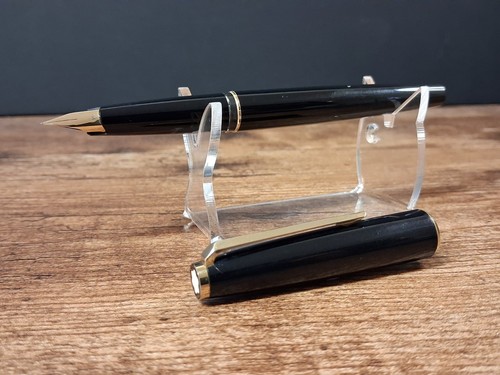 Montblanc fountain pen 585 - montblanc,