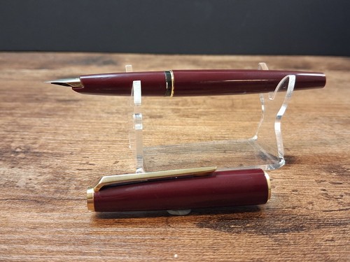 Montblanc fountain pen 585 - montblanc,